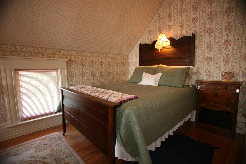 Old Consulate Inn Port Townsend Oda fotoğraf