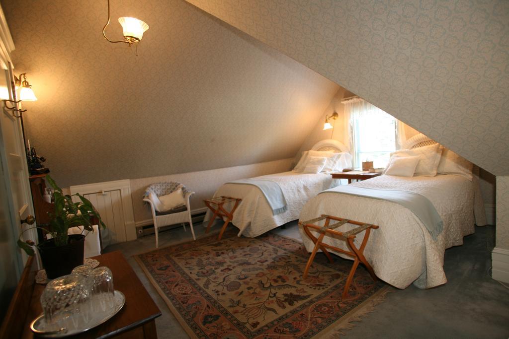 Old Consulate Inn Port Townsend Oda fotoğraf